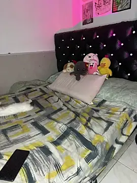 venusobryan 55 online show from March 11, 2026, 3:22 am