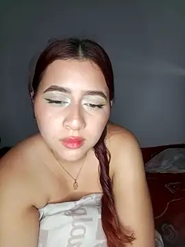Snapshot of Chloe_Sky_love chatting on May 7, 2026, 2:38 am Chloe Sky love online show from May 7, 2026, 2:38 am