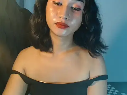 lava lux online show from June 18, 2026, 9:14 am