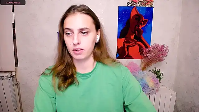 AmandaDimond  online show from September 25, 2025, 8:42 am