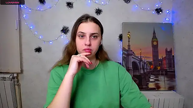 AmandaDimond  online show from January 11, 2026, 1:29 pm