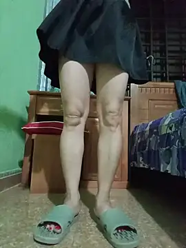 SexyQueen99 online show from August 3, 2026, 9:52 pm