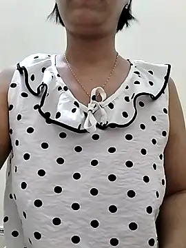 love sexy090 online show from June 26, 2026, 12:05 am