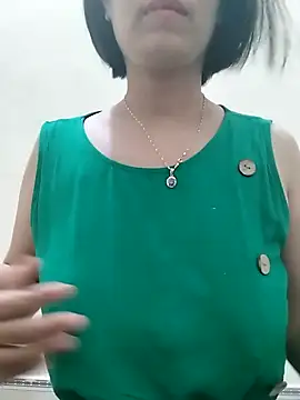 love sexy090 online show from May 24, 2026, 11:48 pm