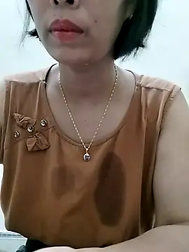 love sexy090 online show from May 19, 2026, 11:45 pm