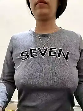 love sexy090 online show from February 20, 2026, 1:02 am