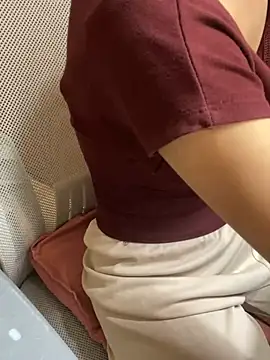 Mina048 online show from June 18, 2026, 8:46 am