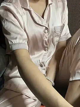 Mina048 online show from June 12, 2026, 4:27 pm