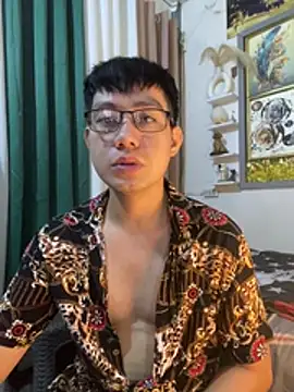 xshyboyx online show from July 19, 2026, 2:31 am