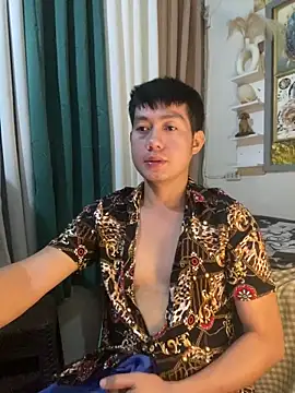xshyboyx online show from July 1, 2026, 11:10 am
