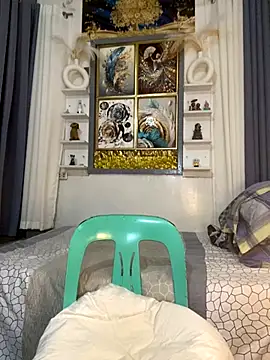 xshyboyx online show from September 24, 2025, 3:24 am