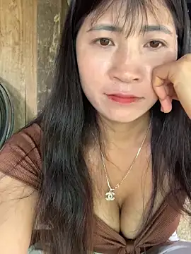 ThiHa003 online show from May 2, 2026, 1:55 am