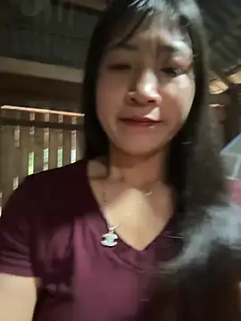 ThiHa003 online show from May 6, 2026, 1:42 am