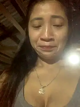 ThiHa003 online show from October 28, 2025, 2:49 pm