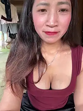 ThiHa003 online show from December 17, 2025, 9:14 am