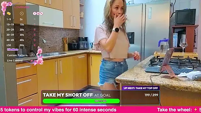Snapshot of Miasiren chatting on May 28, 2026, 9:10 pm Miasiren online show from May 28, 2026, 9:10 pm