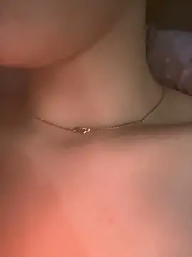 Mimisixo online show from September 26, 2025, 2:35 pm