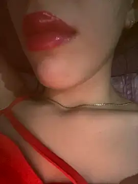 Mimisixo online show from October 11, 2025, 5:25 pm