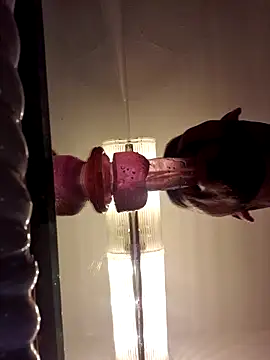 Cnutt310 online show from November 8, 2025, 5:22 am