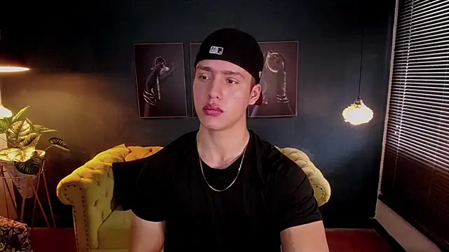 deivid parker online show from October 17, 2025, 2:19 pm