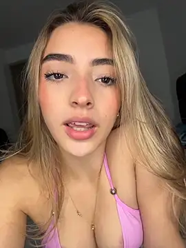 KYLIE JONES6 online show from June 4, 2026, 10:14 pm
