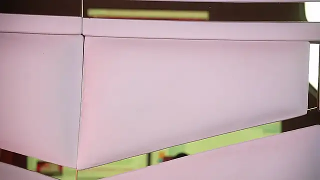 ambar rosse25 online show from March 5, 2026, 11:51 am