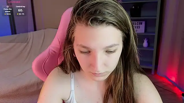 Snapshot of Mia_Myles chatting on September 24, 2025, 10:11 am Mia Myles online show from September 24, 2025, 10:11 am