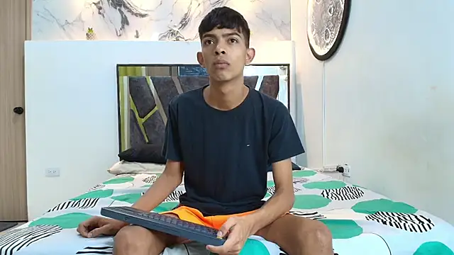 PRETTY SEX1 online show from November 29, 2025, 7:19 am