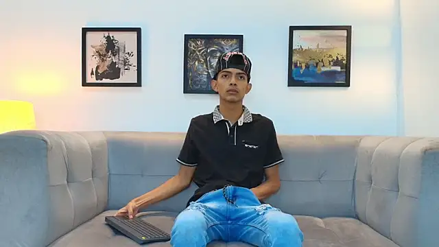 PRETTY SEX1 online show from January 12, 2026, 1:18 pm