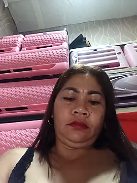 sexybitch 02 online show from February 14, 2026, 6:08 pm