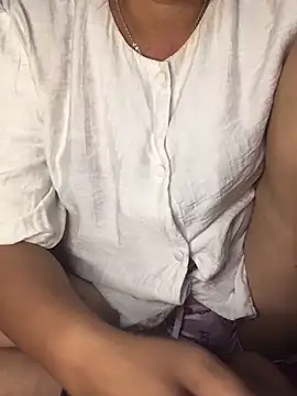 Snapshot of Millionly chatting on April 16, 2026, 2:51 pm Millionly online show from April 16, 2026, 2:51 pm