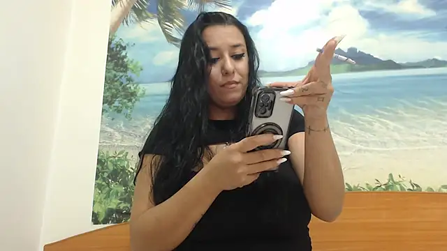 Maryem637048 online show from October 2, 2025, 11:24 am