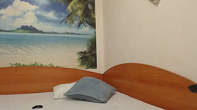 Maryem637048 online show from October 30, 2025, 12:25 pm