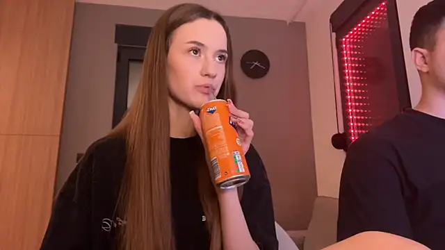 TenDouble online show from November 15, 2025, 11:42 pm