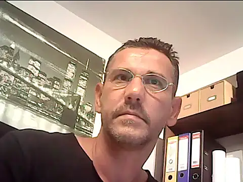 mastercharisma35 online show from September 22, 2025, 10:21 am