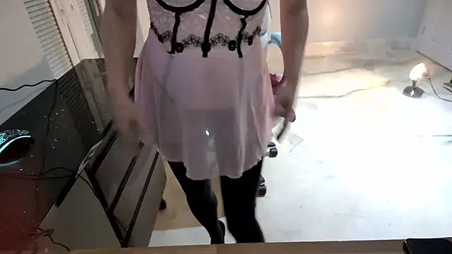 Snapshot of foxyroxymilf chatting on September 16, 2025, 4:24 am foxyroxymilf online show from September 16, 2025, 4:24 am