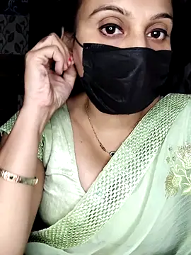 Horny Shalu online show from November 3, 2025, 6:22 pm