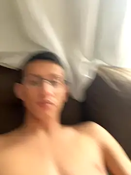 safadezanunes2 online show from September 12, 2025, 3:45 pm