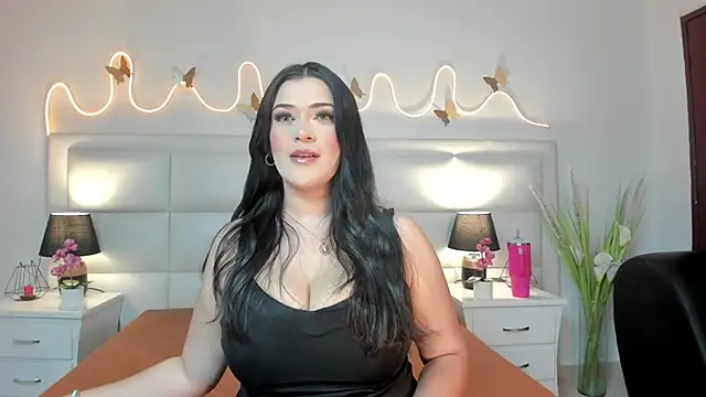 InnaVolkova online show from February 25, 2026, 2:17 pm