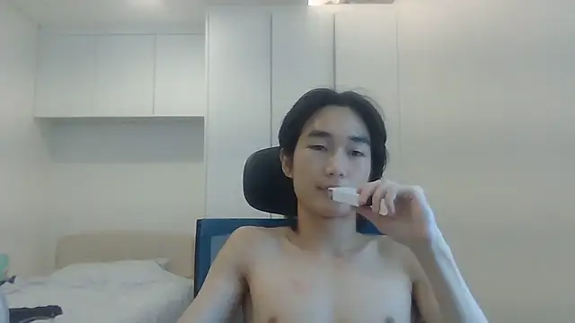 Snapshot of imurboy chatting on July 18, 2026, 4:21 am imurboy online show from July 18, 2026, 4:21 am
