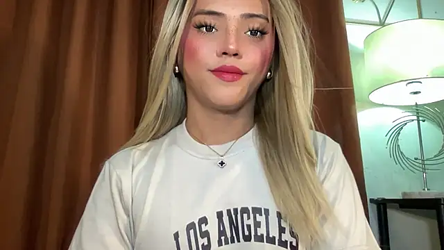 calimonroe online show from October 6, 2025, 3:29 am