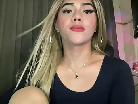 calimonroe online show from May 7, 2026, 11:52 pm