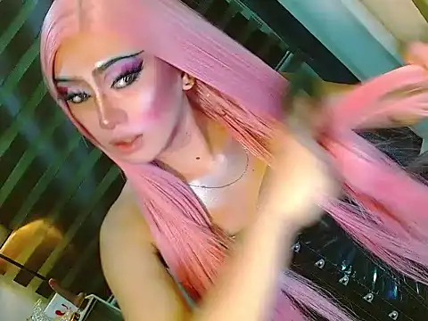 Snapshot of Queen_yasii_88 chatting on June 3, 2026, 2:33 pm Queen yasii 88 online show from June 3, 2026, 2:33 pm