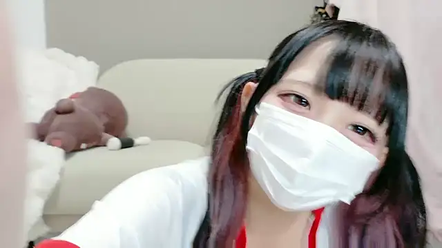 Hina-qp online show from November 12, 2025, 11:14 am