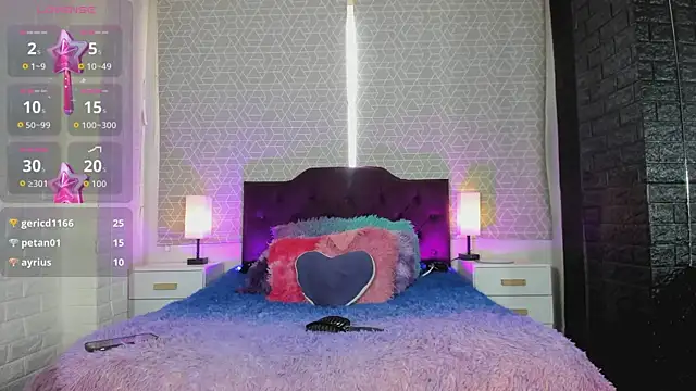 Zamara Kleii online show from September 28, 2025, 4:47 pm