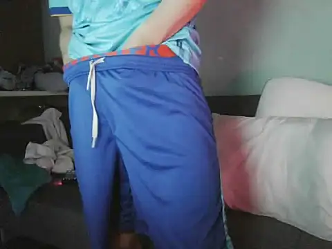boyhigh1997 online show from April 28, 2026, 7:51 pm