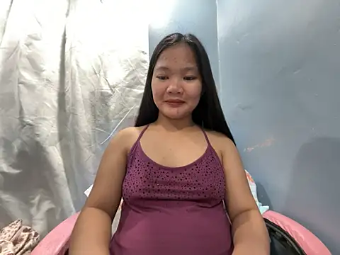 Snapshot of princess_janine chatting on March 27, 2026, 12:17 pm princess janine online show from March 27, 2026, 12:17 pm