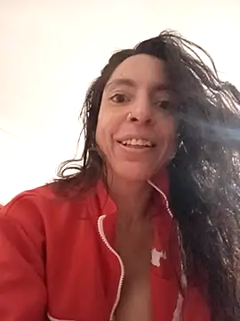 chicalunar24 online show from April 29, 2026, 7:20 pm
