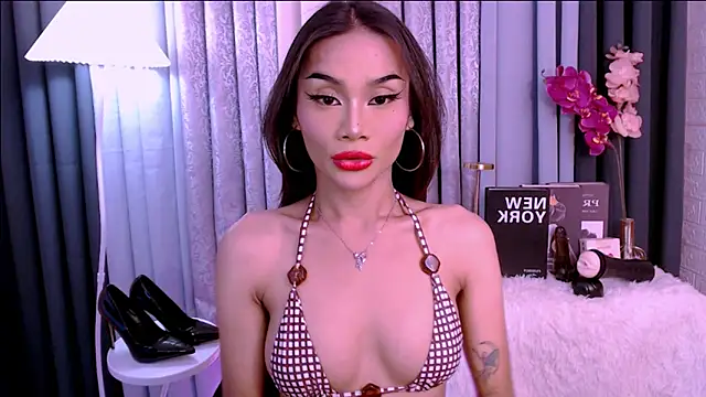 Snapshot of Coka_bella chatting on June 22, 2026, 10:51 pm Coka bella online show from June 22, 2026, 10:51 pm