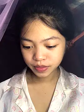 Thy00   online show from October 12, 2025, 1:40 am